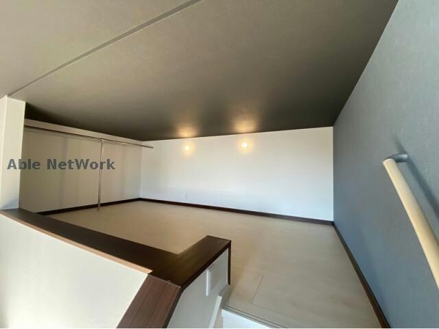 物件内観写真5　(※同型　別室)