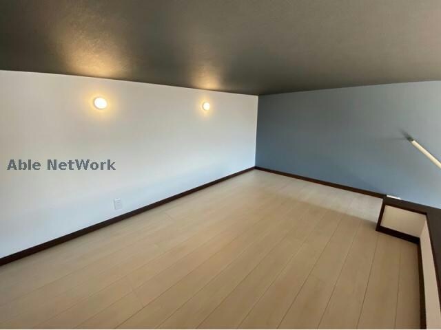 物件内観写真6　(※同型　別室)