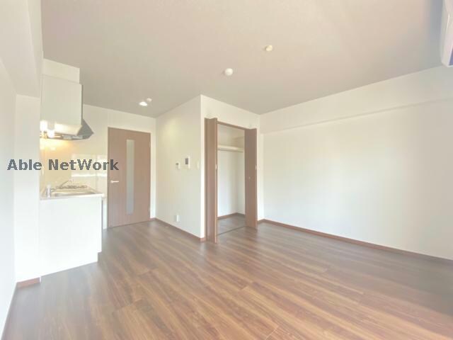 物件内観写真16　(※同型　現況優先)