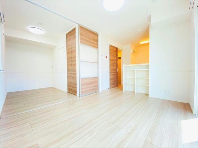 物件内観写真5　(同型　現況優先)