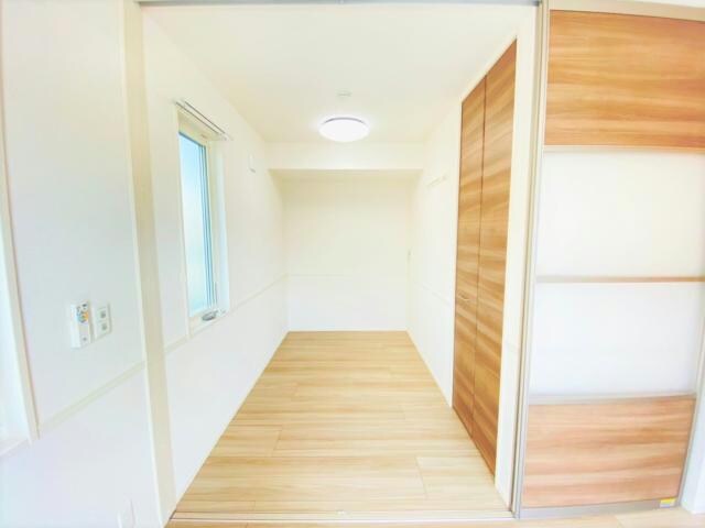 物件内観写真6　(同型　現況優先)