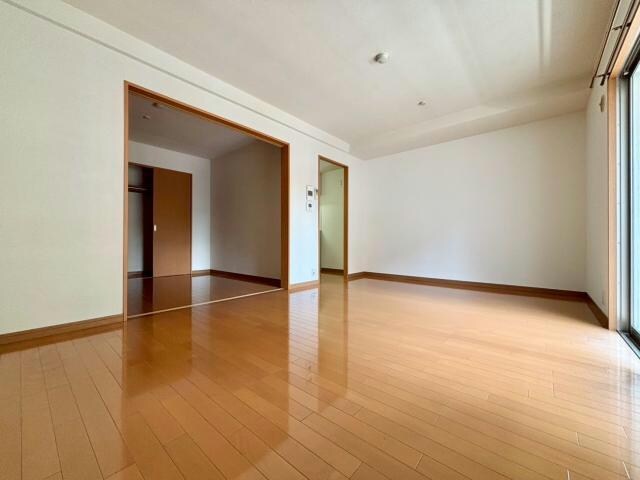 物件内観写真4　(同型　現況優先)