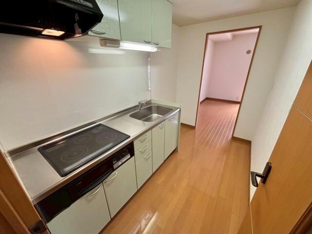 物件内観写真9　(同型　現況優先)