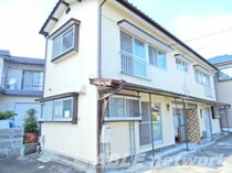 吉岡アパートの外観写真