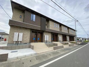 シャルムⅢ番館外観写真