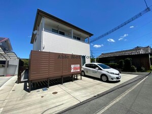 出仲間1丁目貸家外観写真