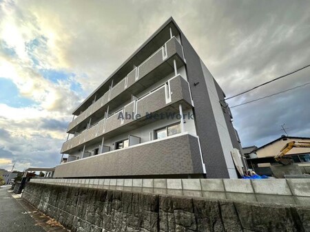 シャトーソレミーユ外観写真