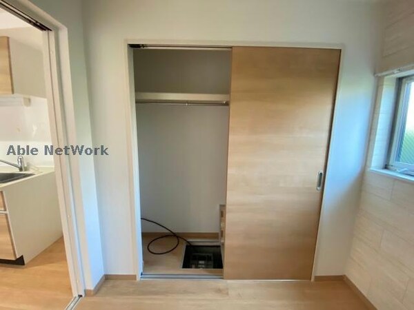 収納(※同型反転タイプ)