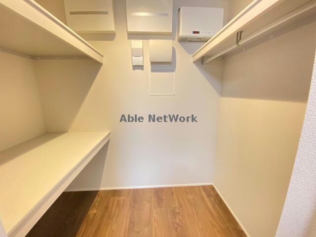 物件内観写真8　(同型　現況優先)