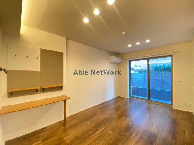 物件内観写真14　(同型　現況優先)