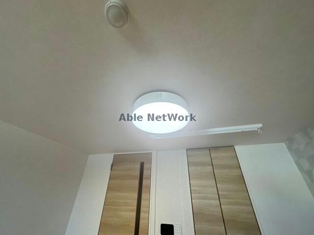 物件内観写真5　(同型タイプ　現況優先)