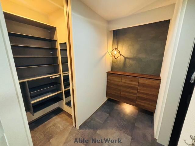 物件内観写真27　(同物件202号)