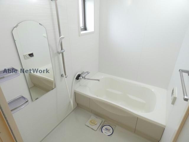 物件内観写真6　(同型タイプ　現況優先)