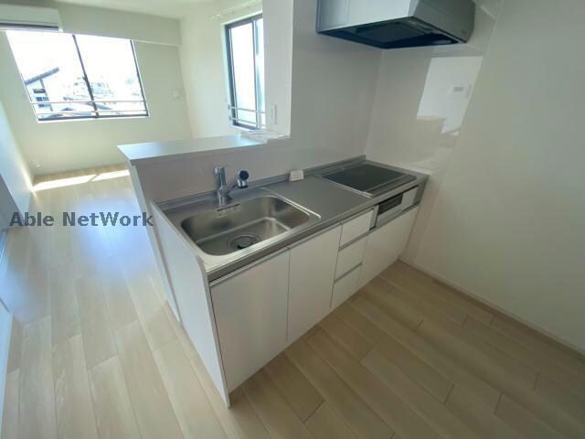 物件内観写真6　(※同型反転タイプ)