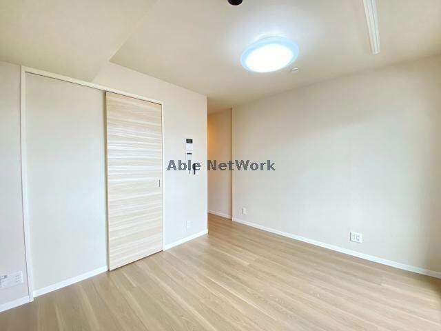 物件内観写真4　(同型タイプ　現況優先)