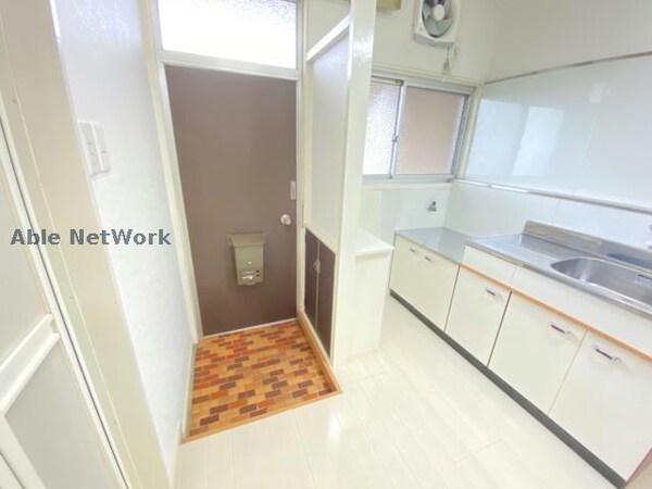 玄関回り(同型)