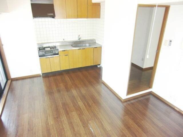 物件内観写真7　(同物件別部屋の写真です。)