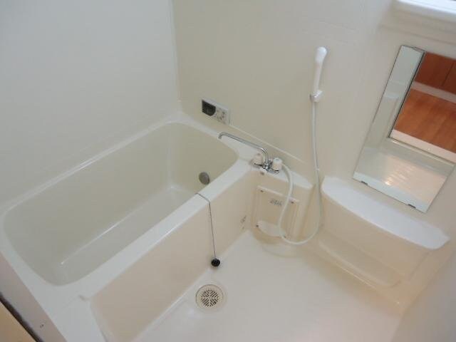 物件内観写真7　(ユニットバス（イメージ）)