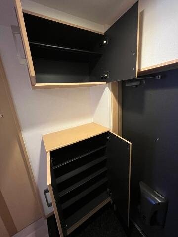 物件内観写真20　(下駄箱)