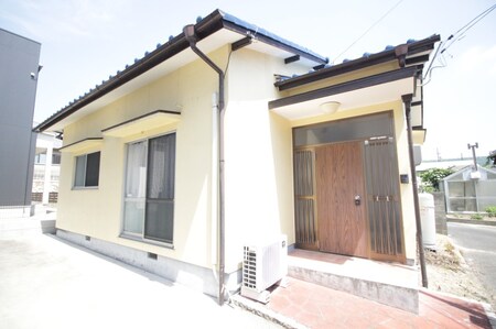 万成西町平屋戸建外観写真