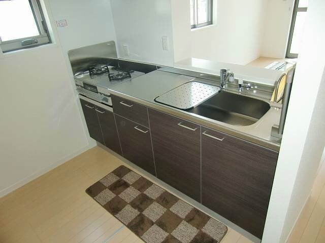 物件内観写真8　(別のお部屋の写真です。実際とは異なります。)