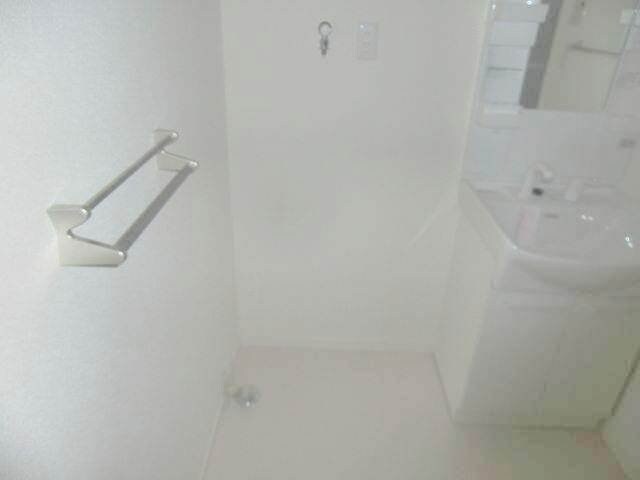 物件内観写真10　(別のお部屋の写真です。実際とは異なります。)