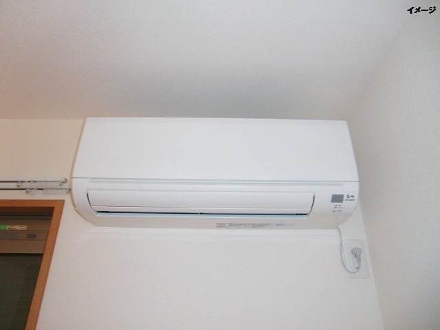 物件内観写真17　(別のお部屋の写真です。実際とは異なります。)