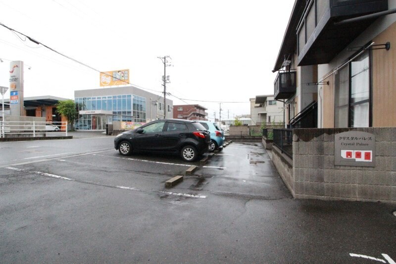 物件外観写真5　(駐車場)