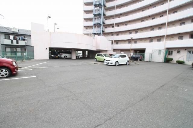 駐車場(駐車場)