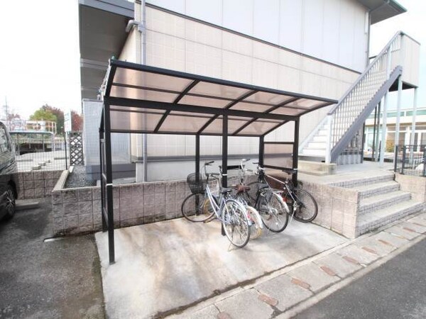 その他共有部分(駐輪場)