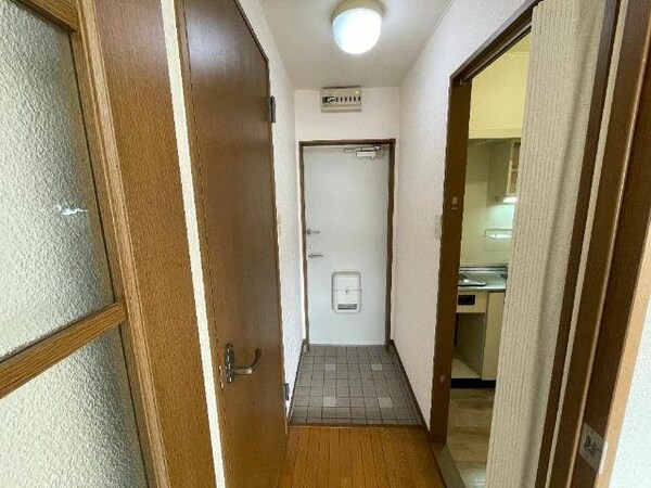 玄関(玄関)