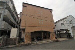 セゾンHoukan外観写真