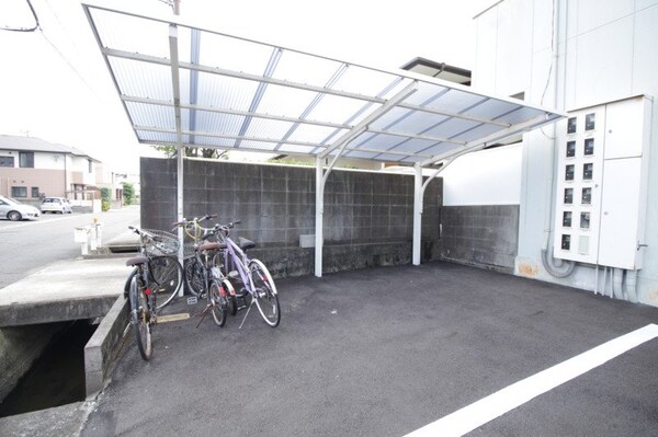 その他共有部分(駐輪場)