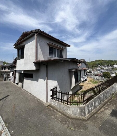 岩井1丁目貸家外観写真