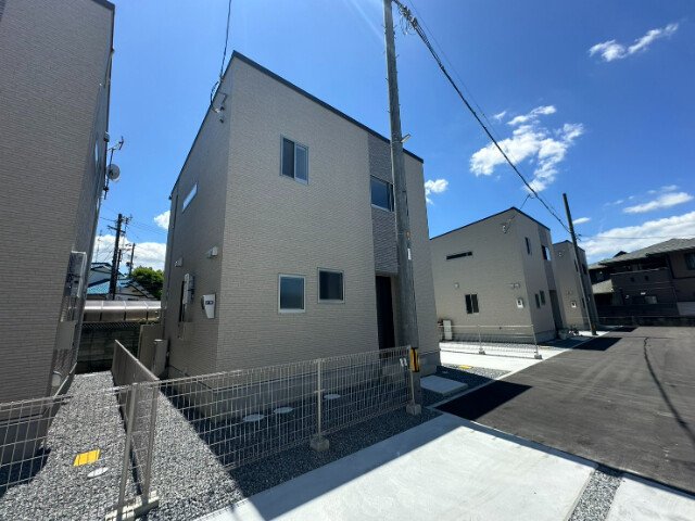 ルミエールドゥサナ国富　Ｆ