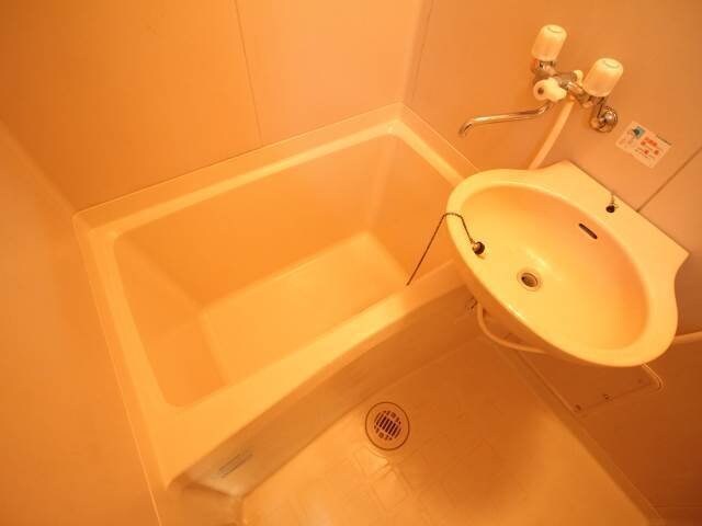 物件内観写真9　(バスルーム)