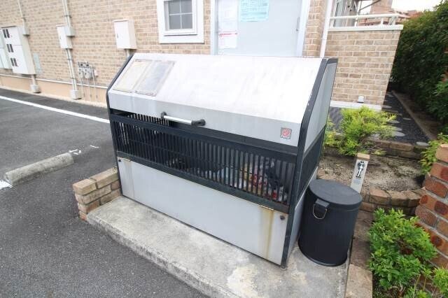 物件外観写真6　(ゴミステーション)