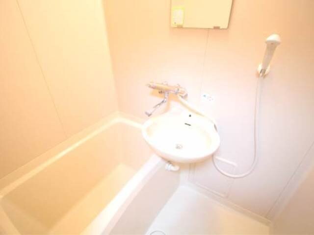 物件内観写真10　(別のお部屋の写真です。実際とは異なります。)