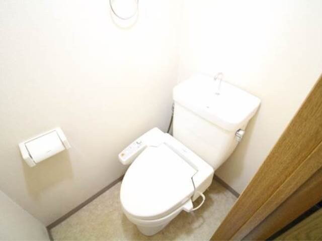 物件内観写真11　(別のお部屋の写真です。実際とは異なります。)