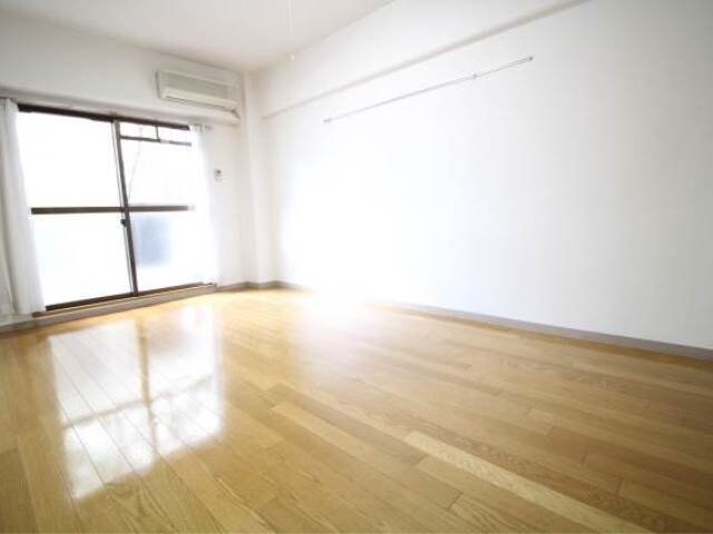 物件内観写真18　(別のお部屋の写真です。実際とは異なります。)