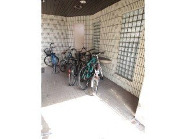 その他共有部分(駐輪場)