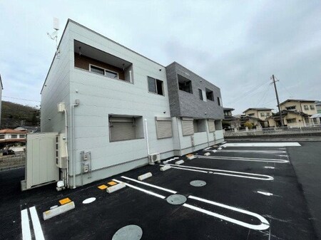 フォレスト備前原　東棟　外観写真