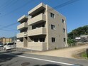マンション白壁