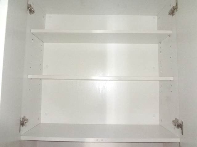 物件内観写真20　(キッチン上収納)