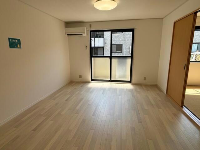 リビングダイニング