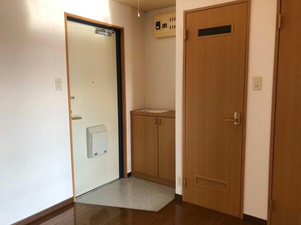 玄関回り