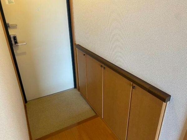 玄関回り