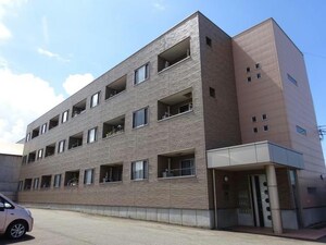 ラ・ぺジーブル外観写真