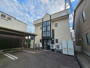 ヴェルビュ外観写真