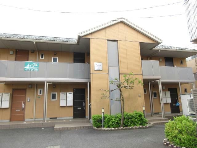 物件外観写真1　(Ａ棟)